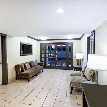 Howard Johnson By Wyndham San Diego Hotel Circle-3