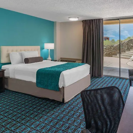 Hotel 505-3