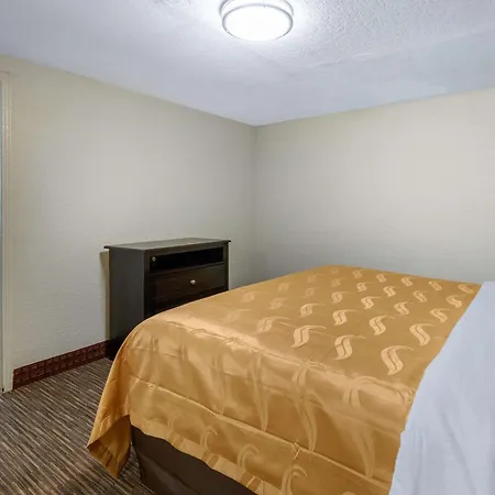 Quality Inn Daytona Beach Oceanfront-2
