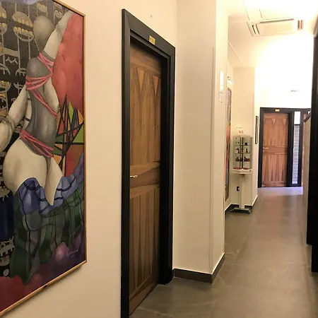 Art Resort Piazza Carita'-2