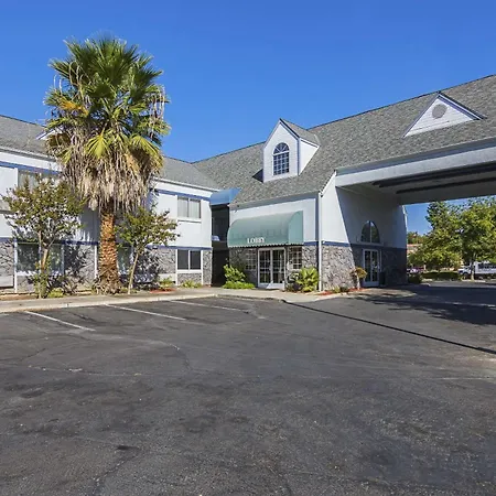 Quality Inn Fresno Yosemite Airport-2