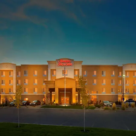 Hampton Inn & Suites Reno-3