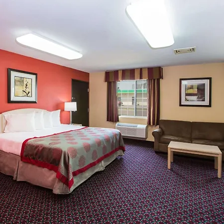 Ramada By Wyndham Sioux Falls-2