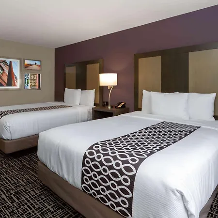 La Quinta By Wyndham Wichita Airport-2