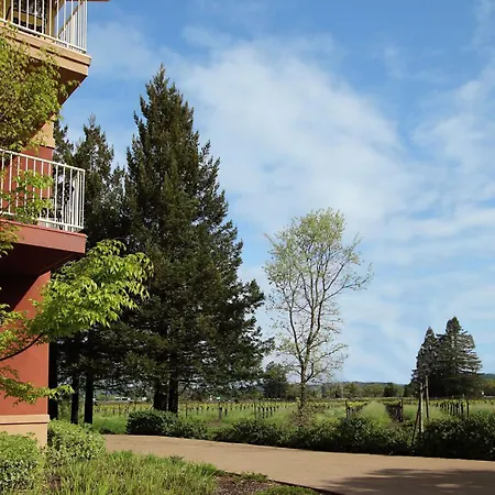 Hilton Garden Inn Sonoma County Airport-2