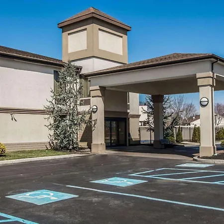 Quality Inn & Suites Nj State Capital Area-2