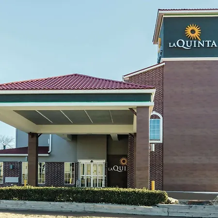 La Quinta By Wyndham Kansas City Airport-3