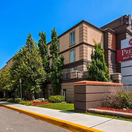 Best Western Premier Toronto Airport Carlingview Hotel-3