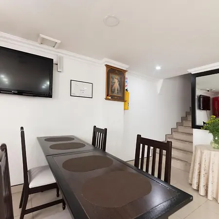 Hotel Dorado 100-2