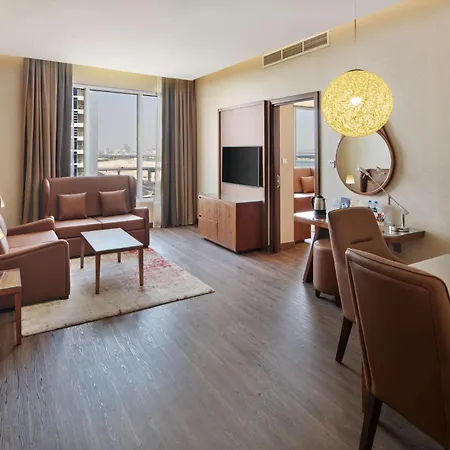 Radisson Blu Hotel, Dubai Canal View-3