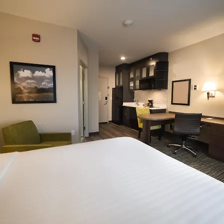 Candlewood Suites West Edmonton - Mall Area By Ihg-3