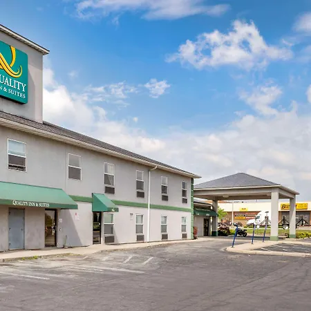 Quality Inn & Suites South-Obetz-2