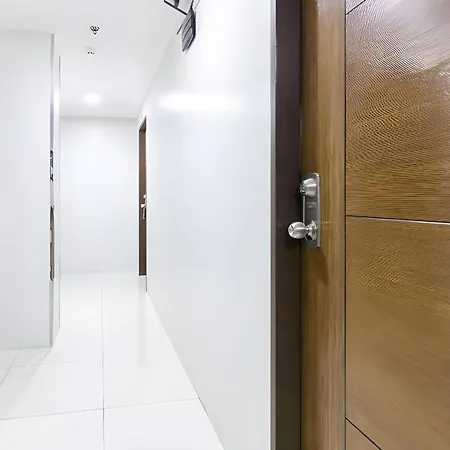 Oyo 152 Sangco Condotel-3