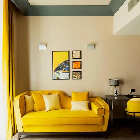 Amadomus Luxury Suites-2
