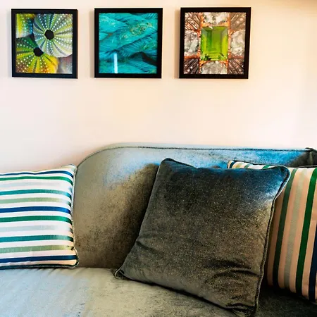 Amadomus Luxury Suites-3