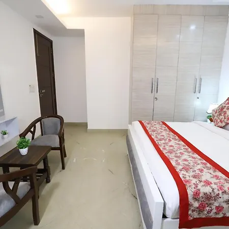 Hotel Nature View Green Park Metro Couple Friendly New Delhi-3