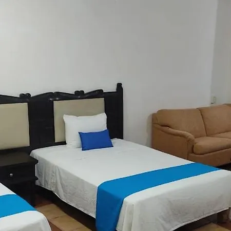 Hotel Blue-2