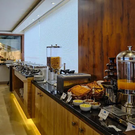 Essentia Premier Hotel Chennai Omr-2