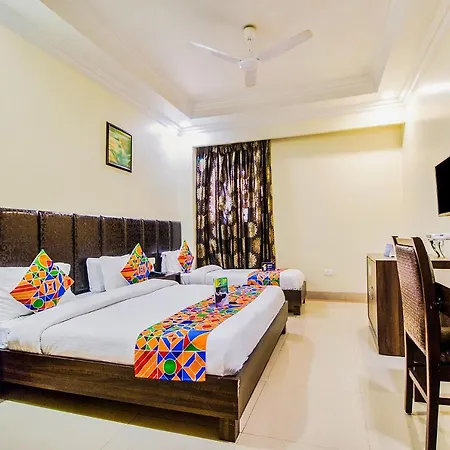 Fabhotel Aay Kay-2