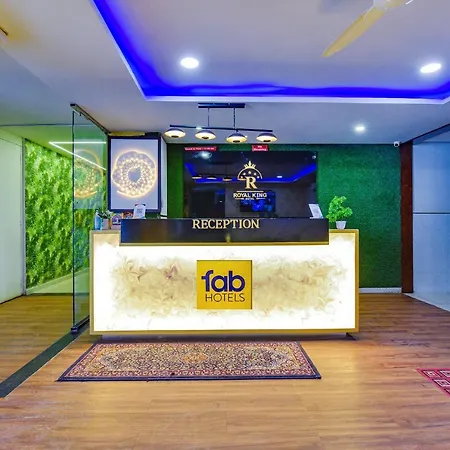 Fabhotel Royal King-3