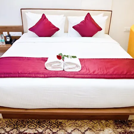 Villa Grand Hotel Near Kempegowda International Airport-2