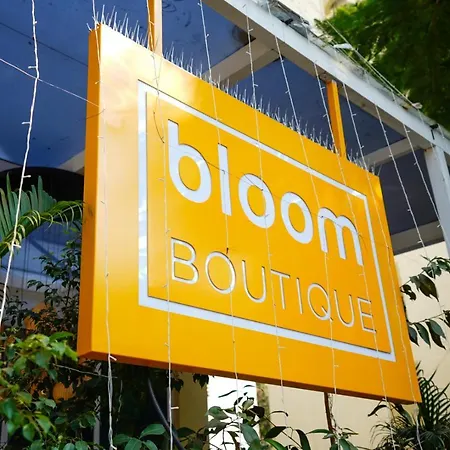 Bloom Boutique L Bandra-3