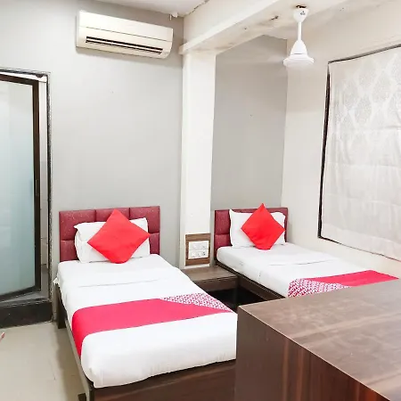 Hotel Amfahh - Andheri West Railway Station-2