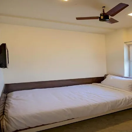 Ivy Residency-2