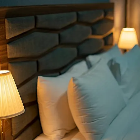 Luxe Grand Hotel Apartments-2
