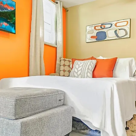 The Cozy Corner Suite* *Fast Wifi* *278 Mbps* *30 Min To Nyc-3