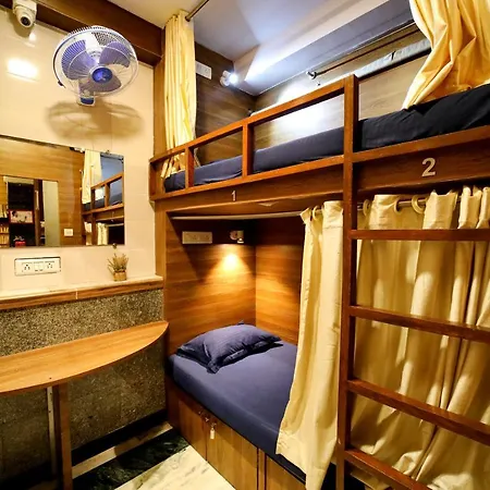 Maple The Hubz-Hostel-3