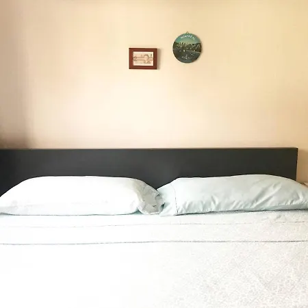 Freeda'S Place-3