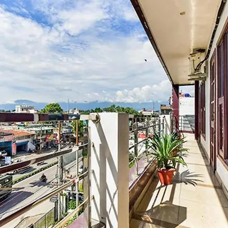 Fabhotel Santoor - Geeta Bhawan Square-3