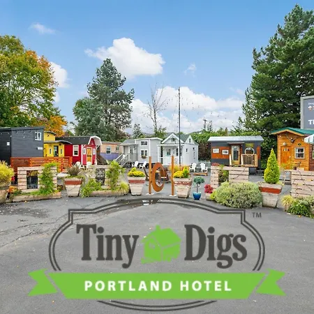 Tiny Digs - Hotel Of Tiny Houses-3