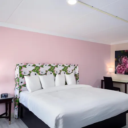 Bella Vista Hotel & Suites-2