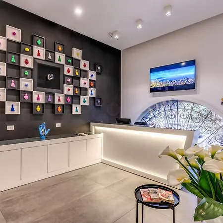Gallery Suite Naples-2