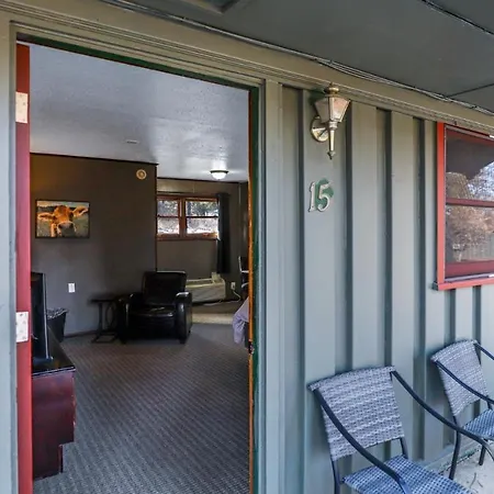 Cedar Village Motel-2