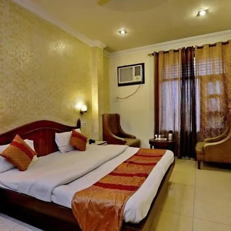Hotel Diamond Inn-2