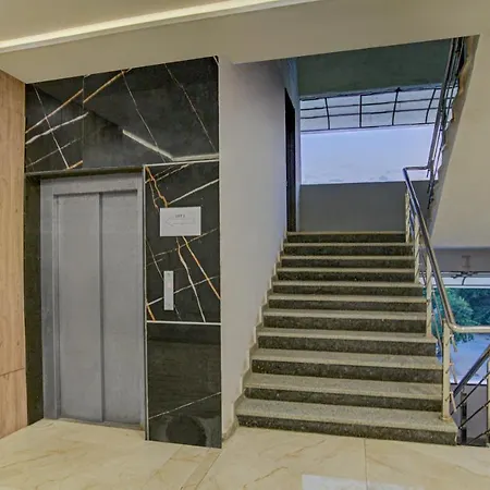 Itsy Hotels Natasha, Vesu, Surat-3