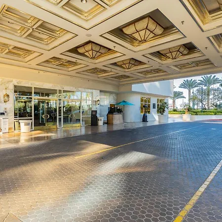 Mgm Signature, Centrally Located, Strip Views No Resort Fee-3