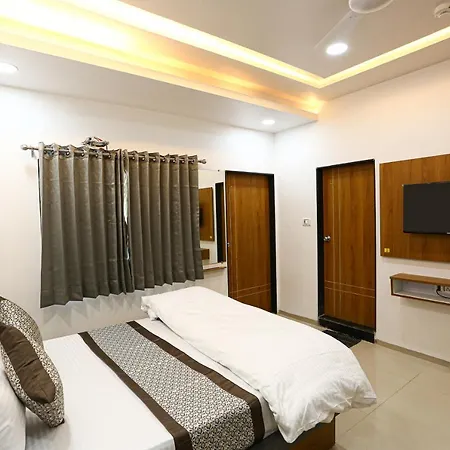 Hotel Green Villa-2