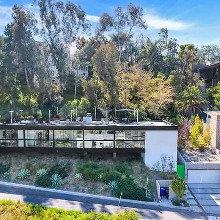 Experience Eco-Luxury At Its Finest - Centrally Located Clea House In San Diego!-3