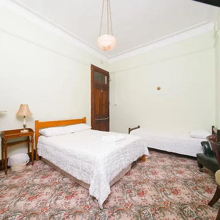 East Sydney Hotel-3
