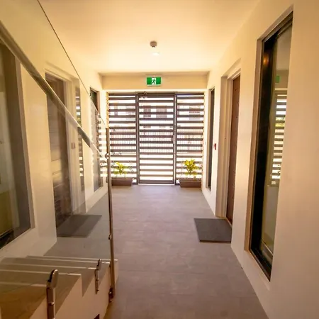 El Palm-2