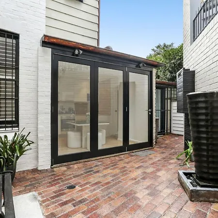 Paddington House Beautiful 2 Bedroom Terrace-2