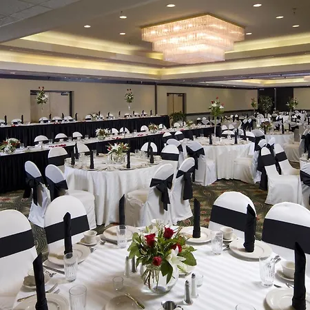 Crowne Plaza Indianapolis-Airport By Ihg-2