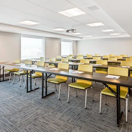 Holiday Inn Express Ft Lauderdale Cruise-Airport By Ihg-3