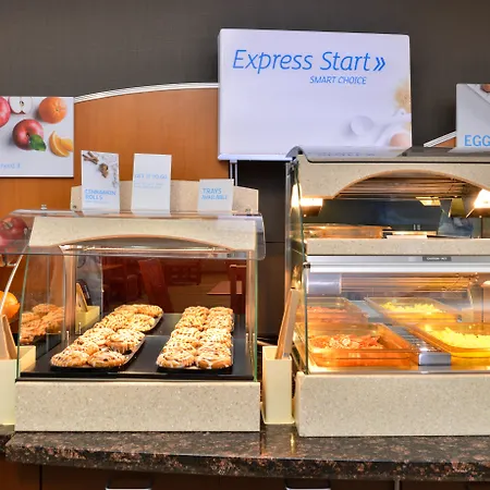 Holiday Inn Express Edmonton North By Ihg-2