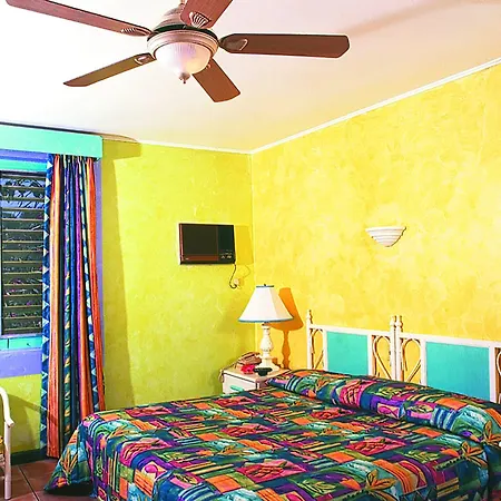 Doctors Cave Beach Hotel-2