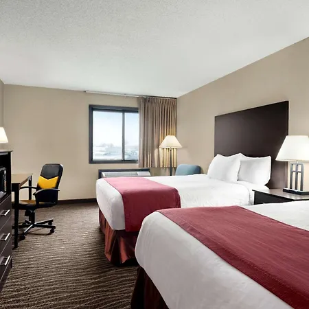 Baymont By Wyndham Sioux Falls North,I-29,Russell St, Airport-3